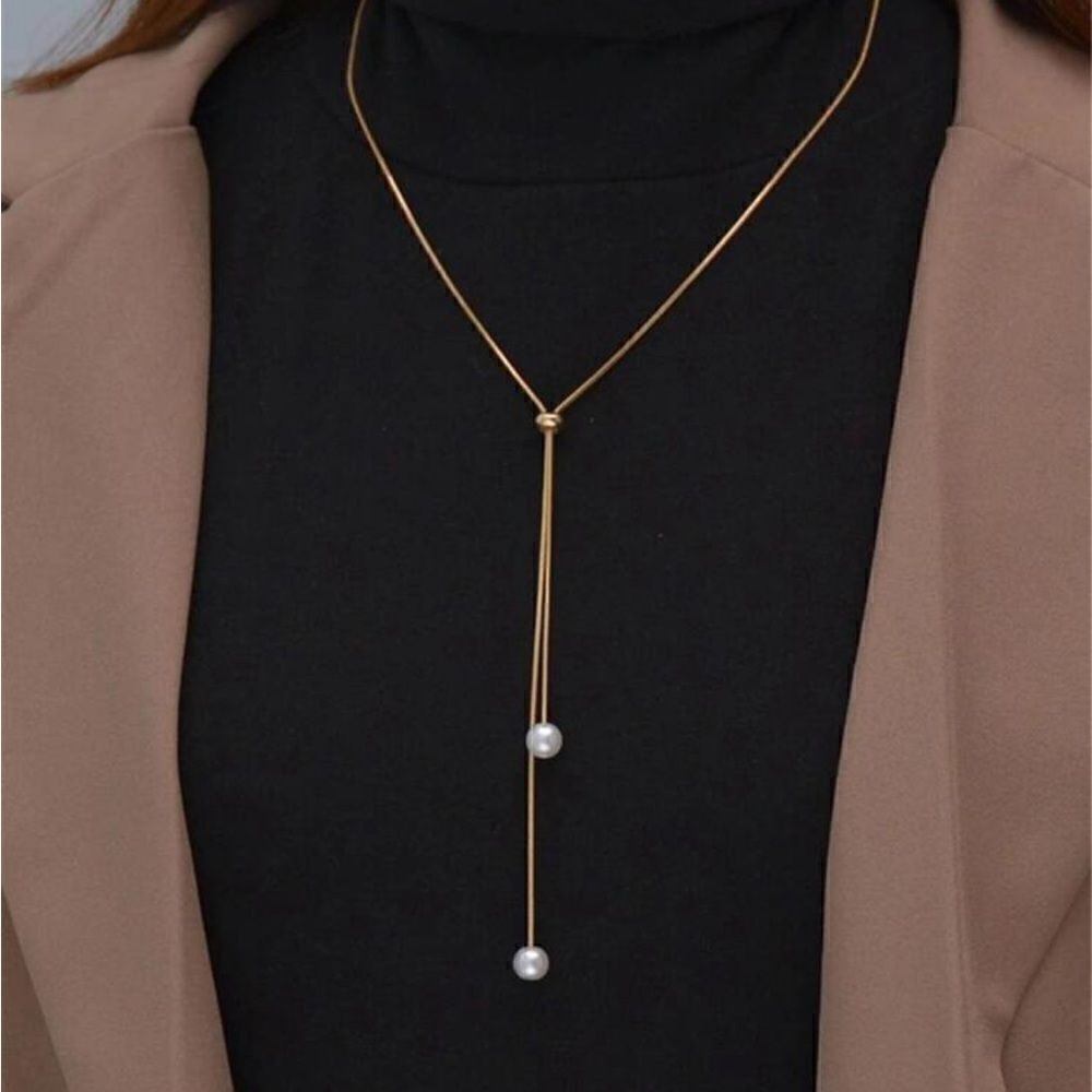 Gold Lariat Necklace with Pearl Drops - Elegant Women's Necklace